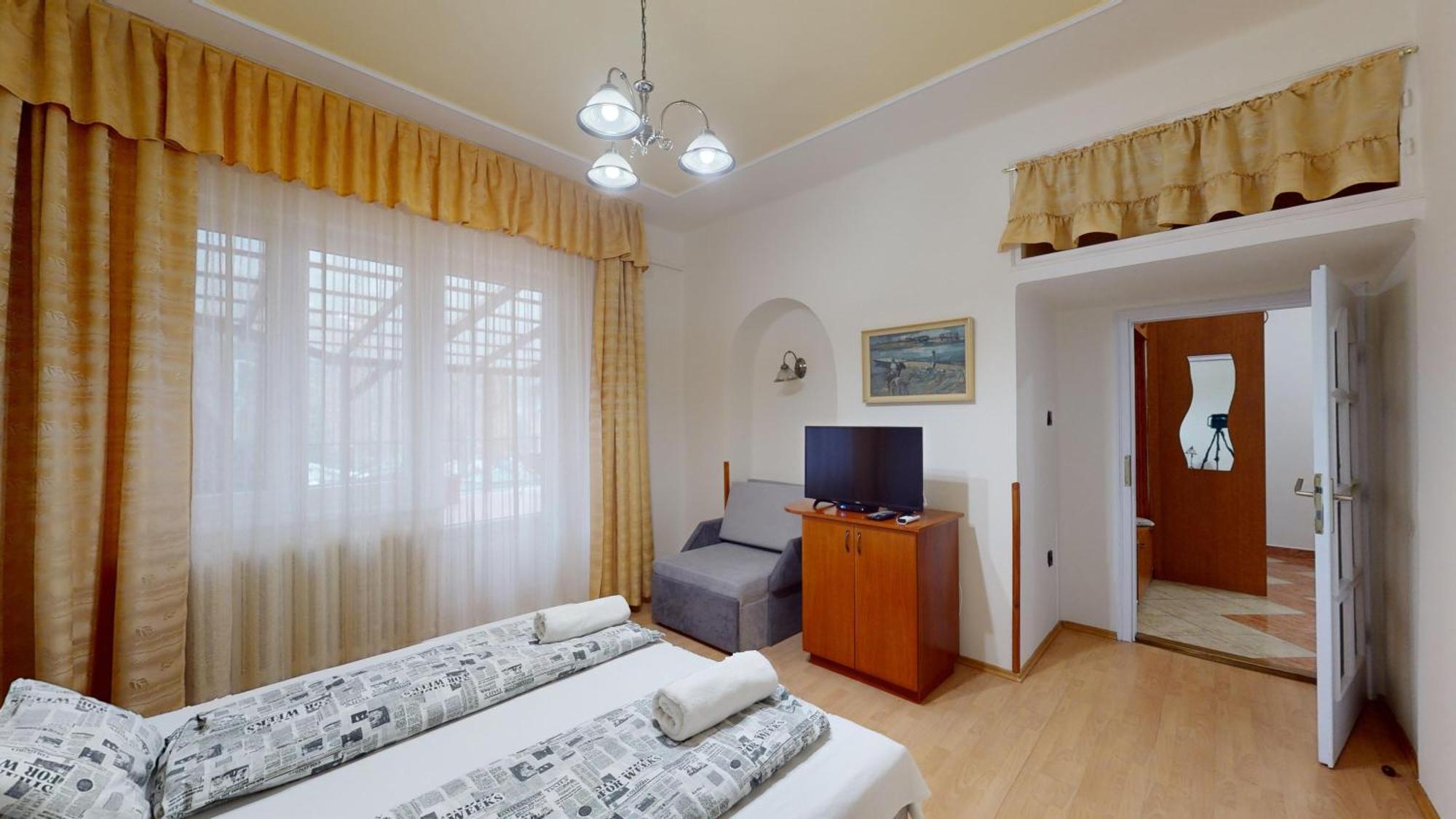 Herczeg Apartment Miskolc Exterior photo